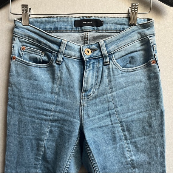 Vero Moda Clinton Bootcut flare front slit denim jeans Sz 26 - Picture 4 of 12